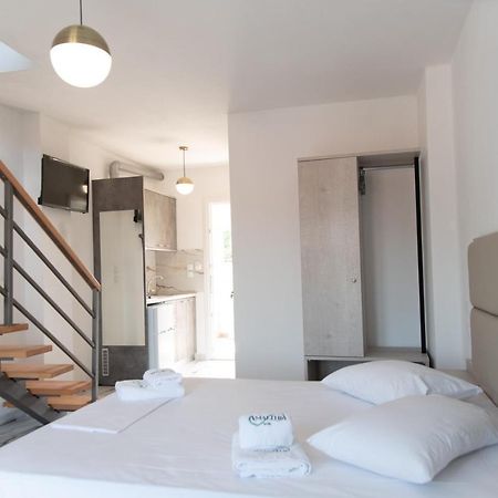 Amalthia Hotel Скала Потамияс Екстериор снимка