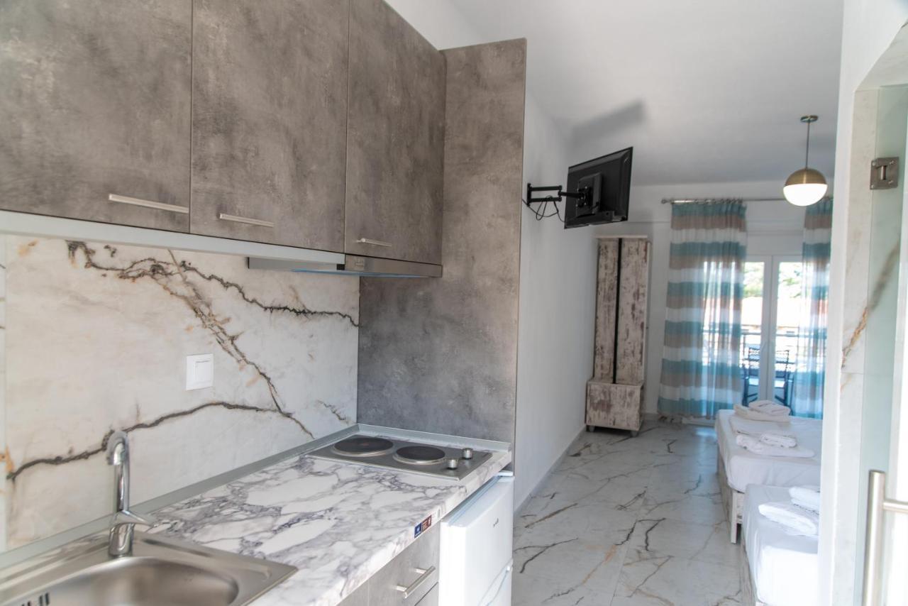 Amalthia Hotel Скала Потамияс Екстериор снимка